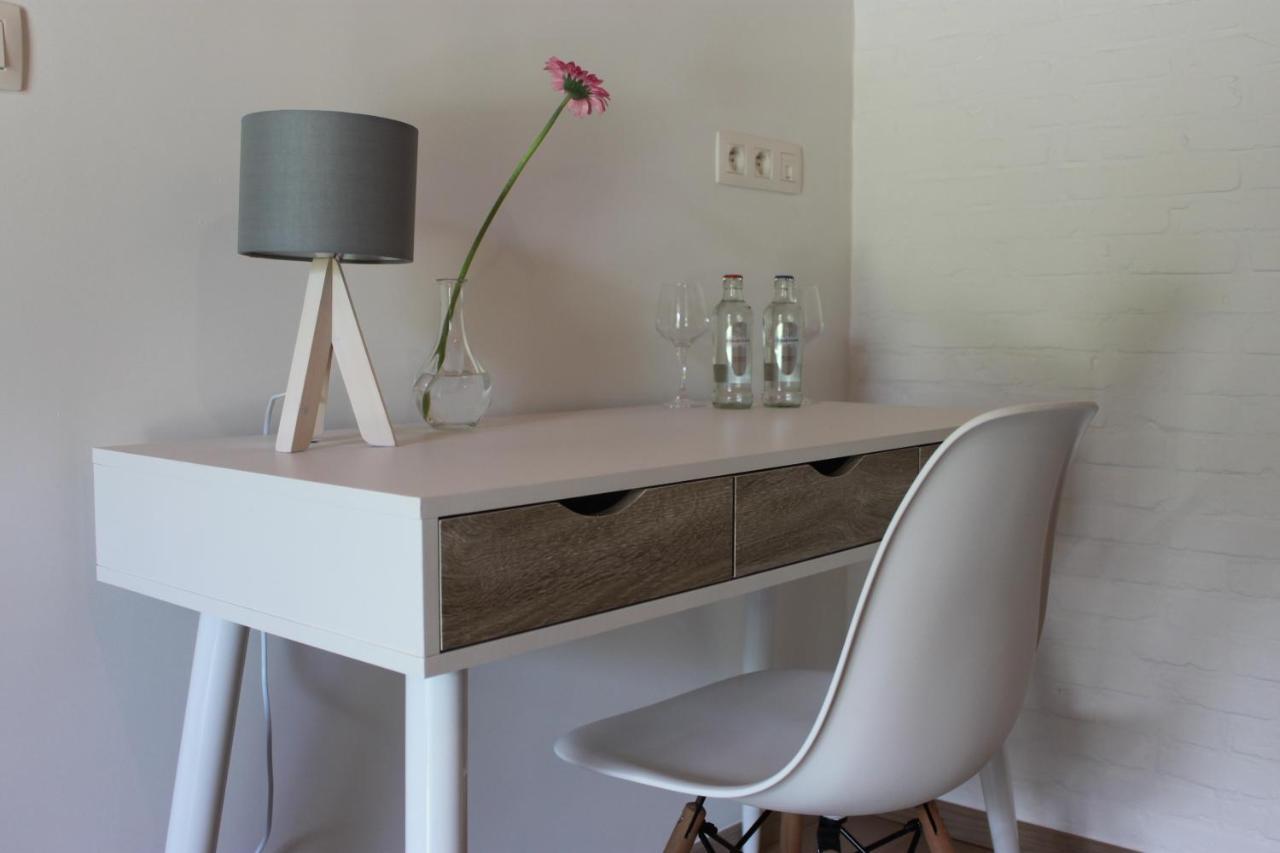 B&B 'T Hoogste Bornem Bagian luar foto