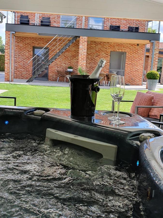 B&B 'T Hoogste Bornem Bagian luar foto